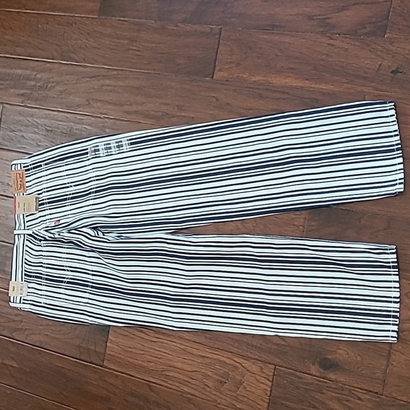 NWT Levi's Navy Blue & White Striped Straight Leg/Relaxed Fit Jeans size 29x30 - Picture 2 of 11